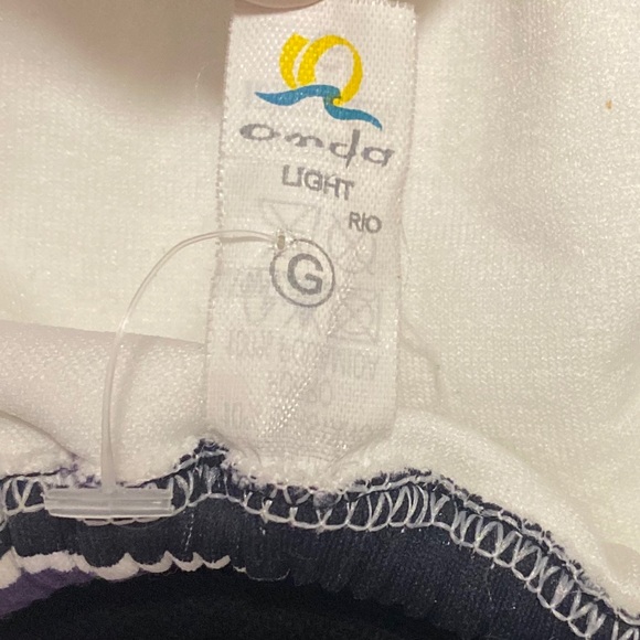 Bikini Top With Matching Wrap - Picture 10 of 13